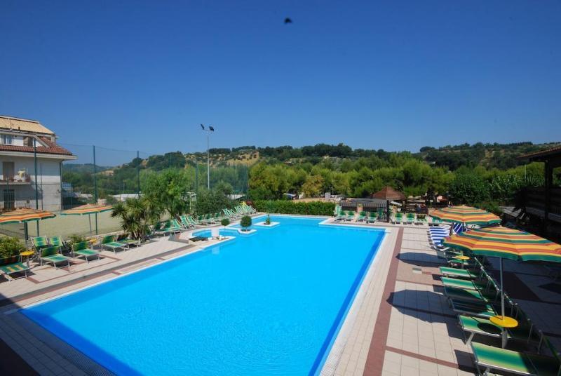 Villaggio Verde Cupra Cupra Marittima Luaran gambar